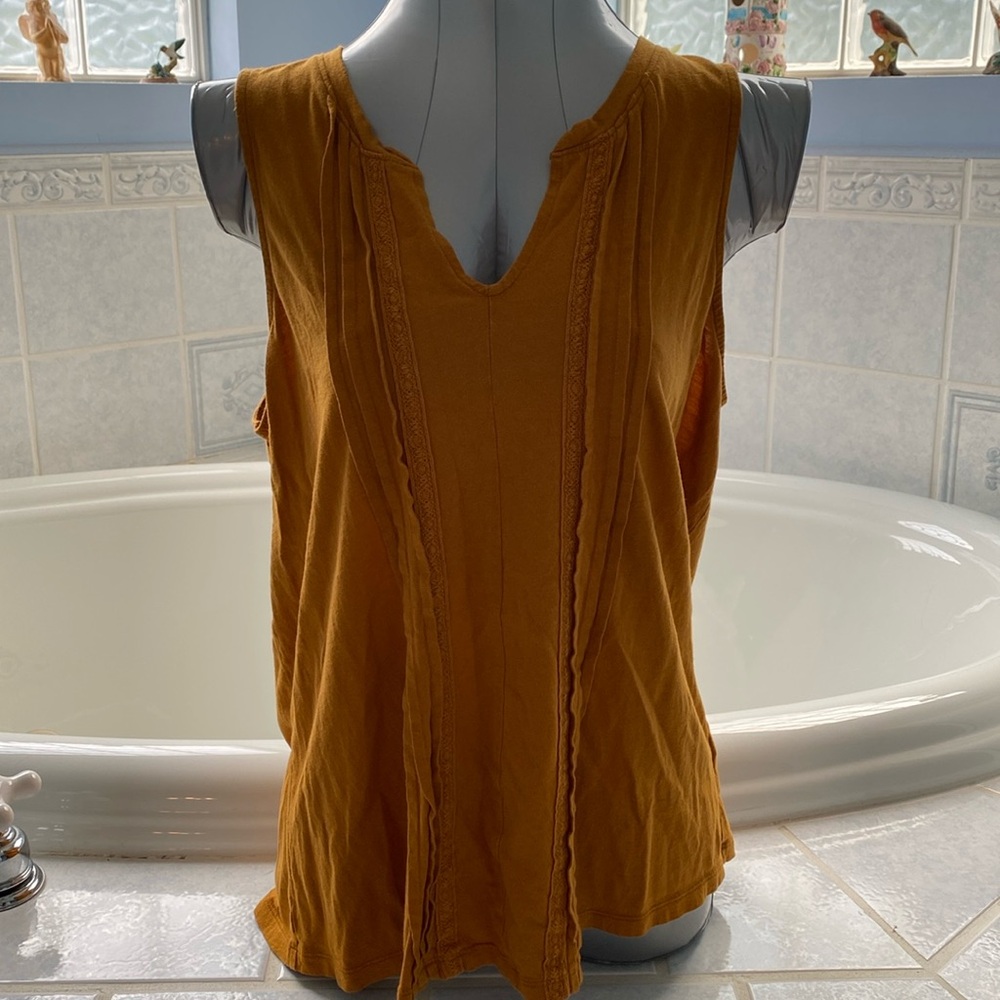 Old Navy tank top size large